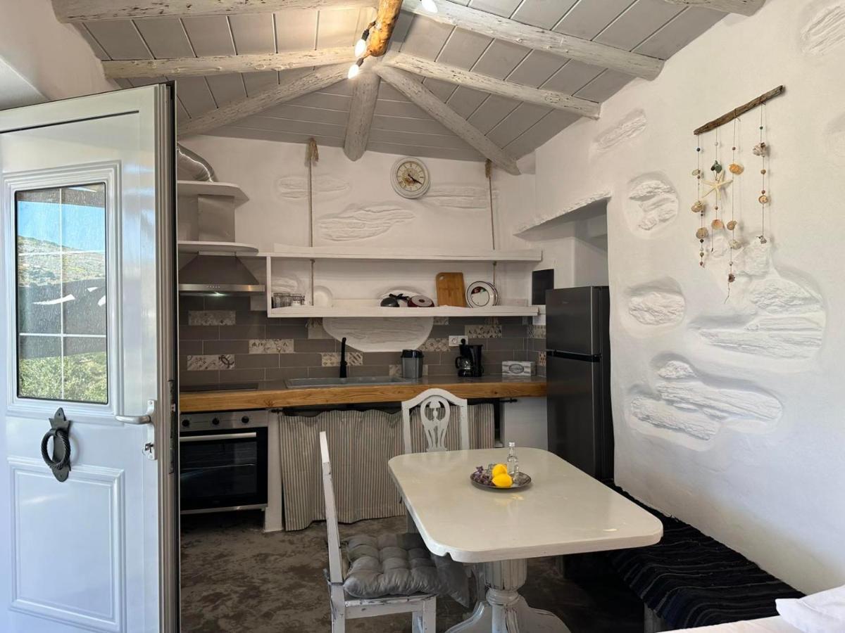 Richie'S Sea View Romantic Residences Ipsila Esterno foto